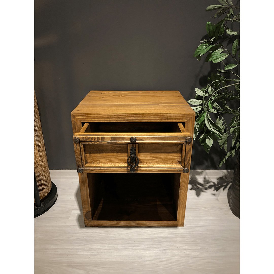 DARGA MODEL METAL SÜSLEMELİ KOMODİN M555 - Görsel 3