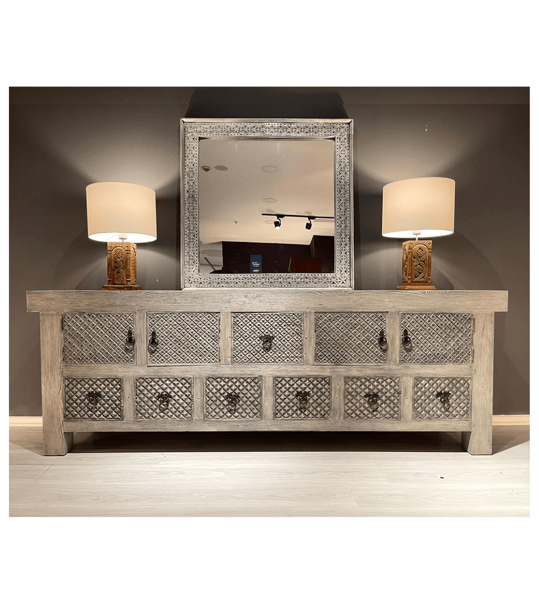 ETNİK MODEL EL OYMA KONSOL M1268