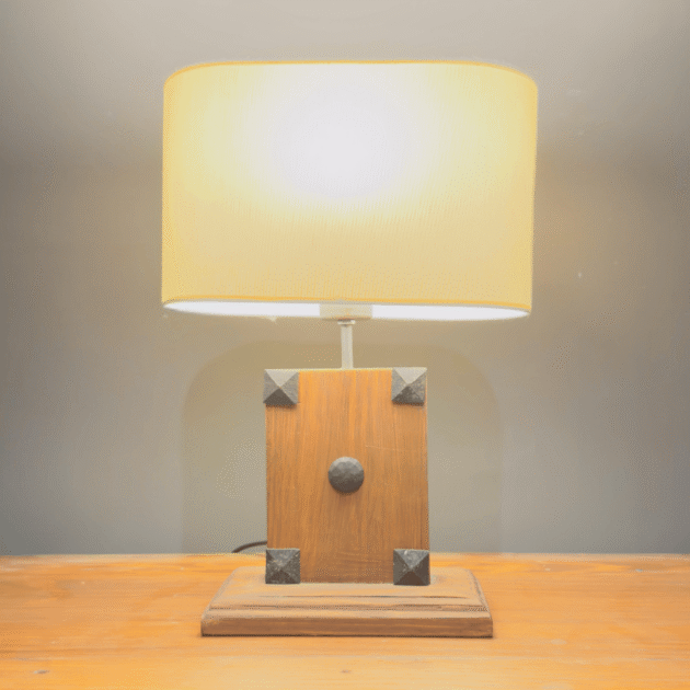 AHŞAP ESKİTME ABAJUR M0012