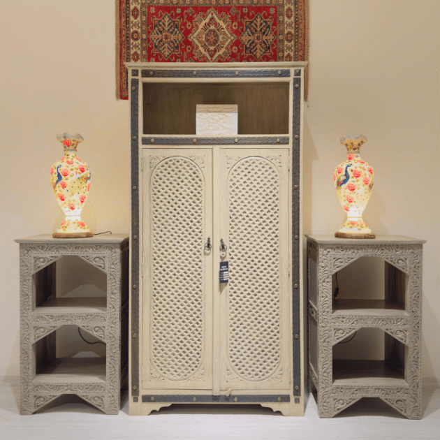 ETNİK MODEL EL OYMA AHŞAP DOLAP M1257