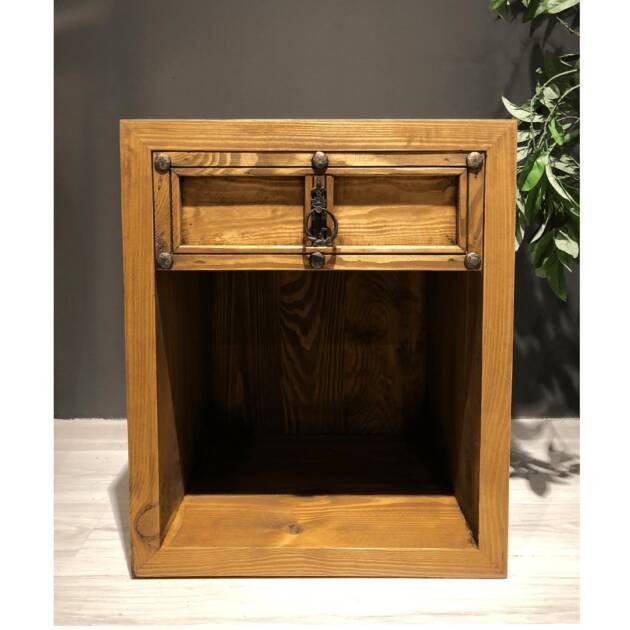 DARGA MODEL METAL SÜSLEMELİ KOMODİN M555